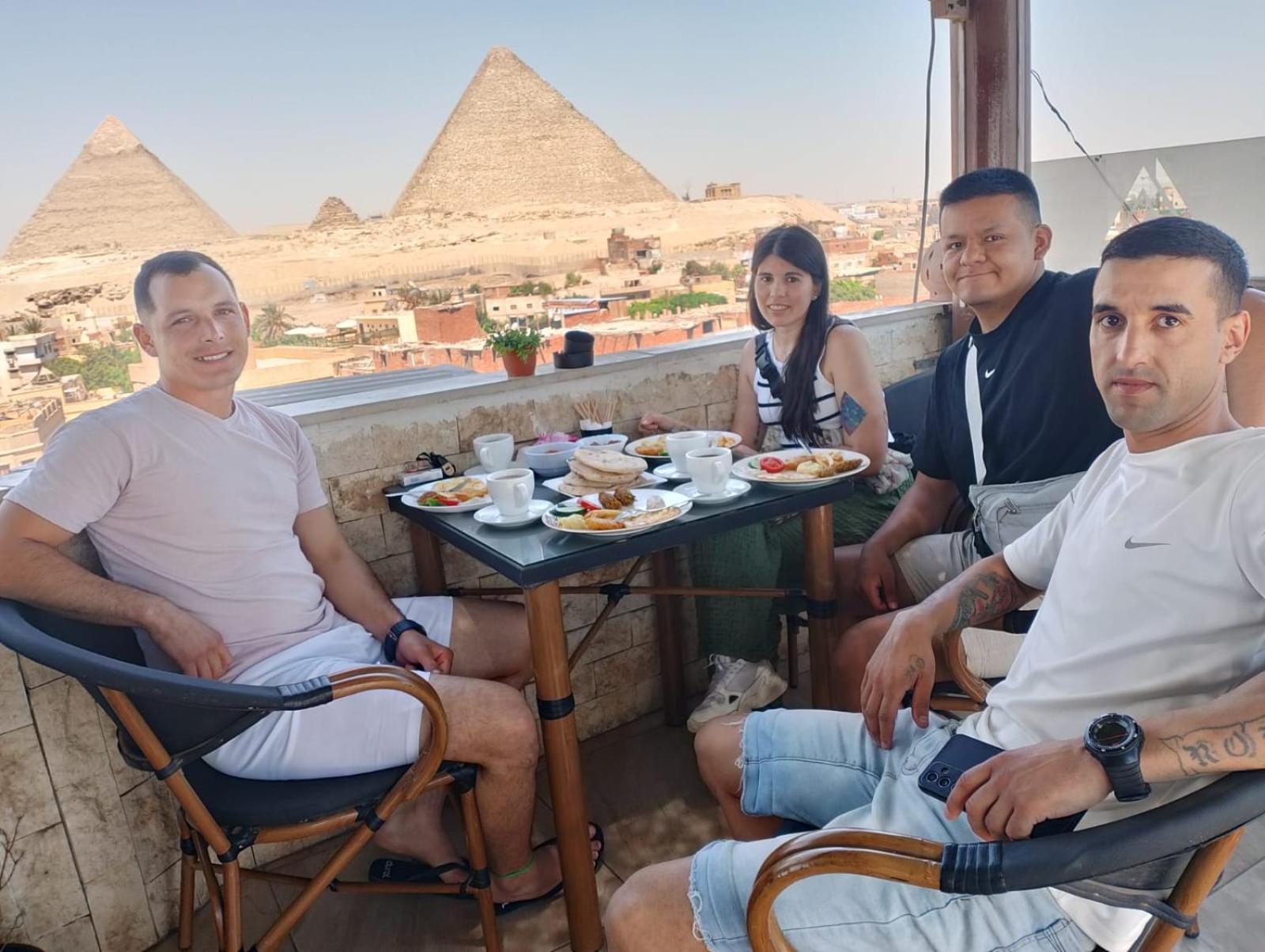 Imhotep Pyramids View Inn Kafret el-Gabal المظهر الخارجي الصورة